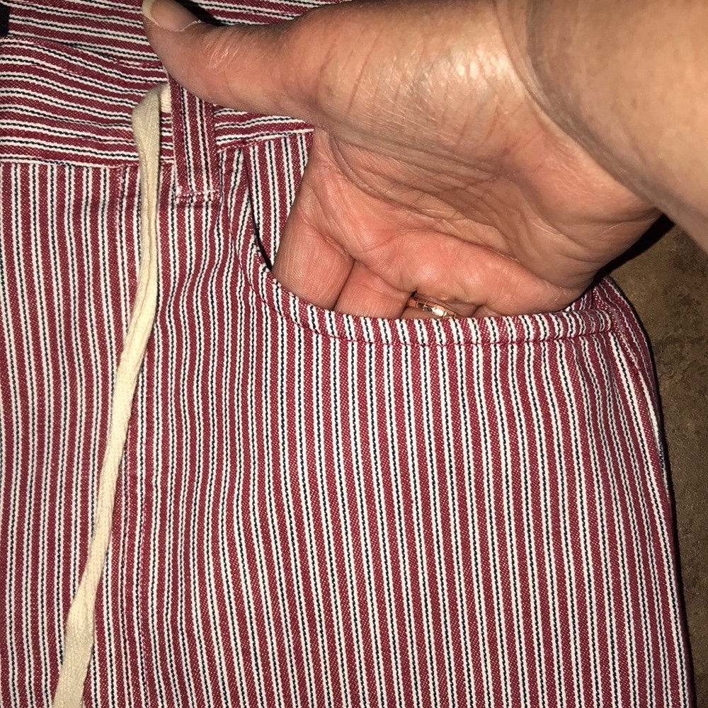 NWOT Women’s Lee Capris - Picture 2 of 8